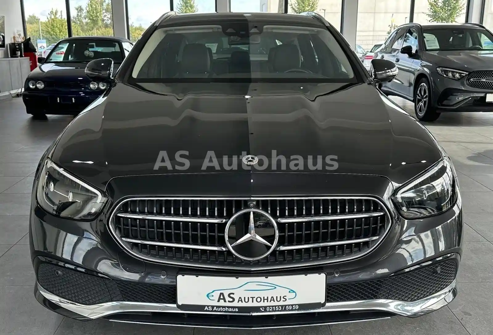Mercedes-Benz E 300