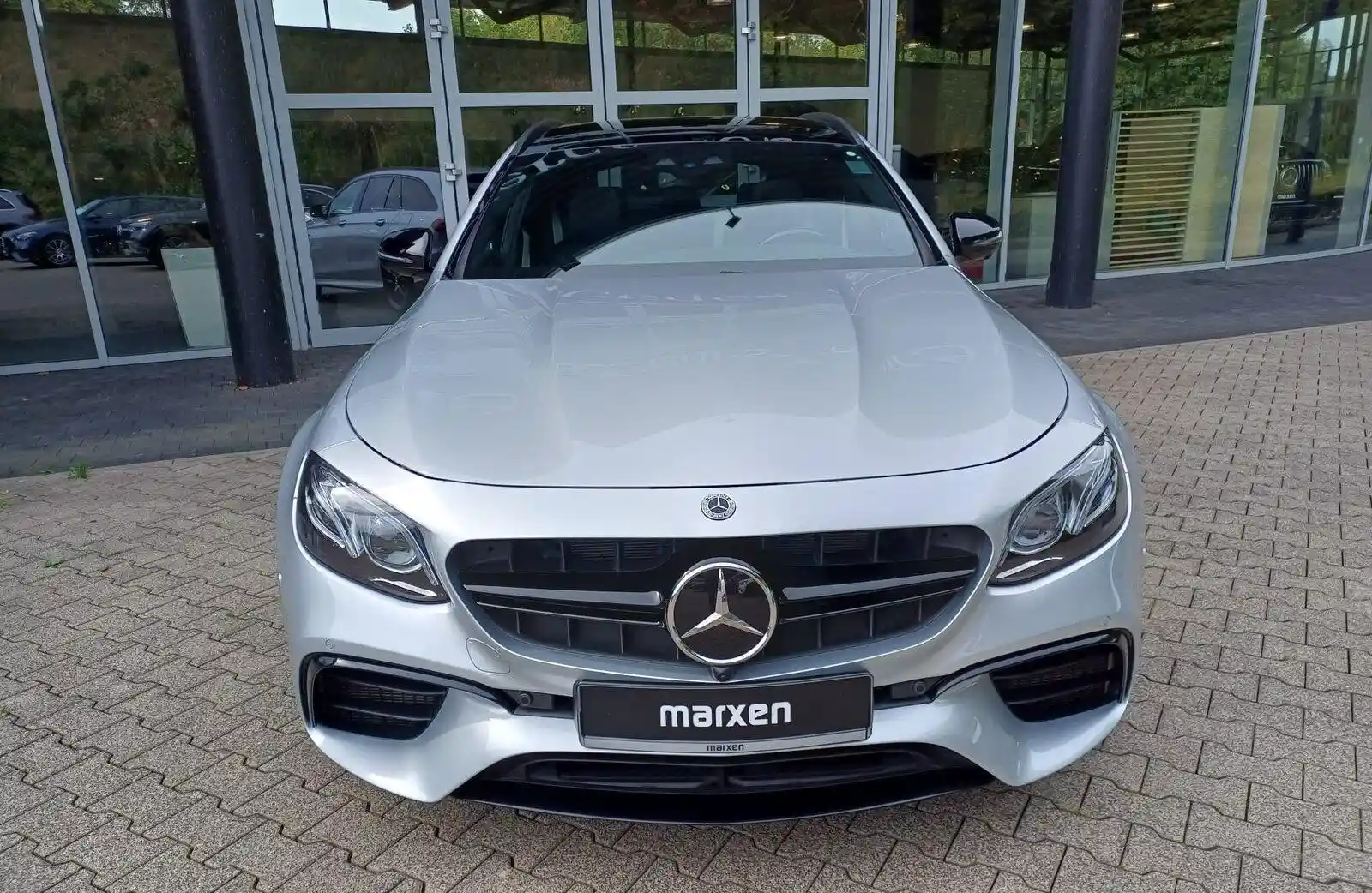 Mercedes-Benz E 63 AMG