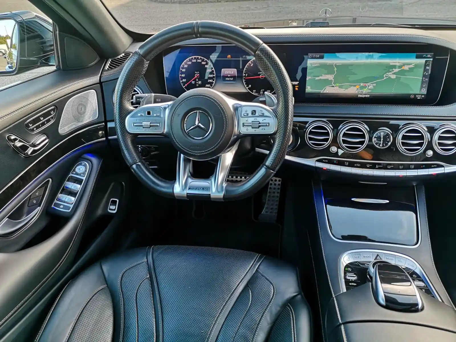 Mercedes-Benz S 400