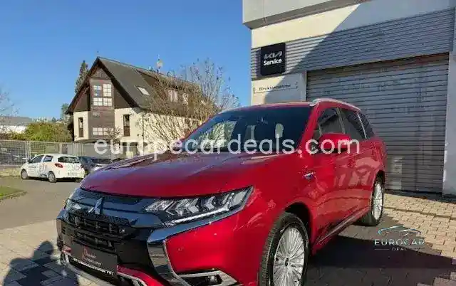 Mitsubishi Plug-in Hybrid Outlander