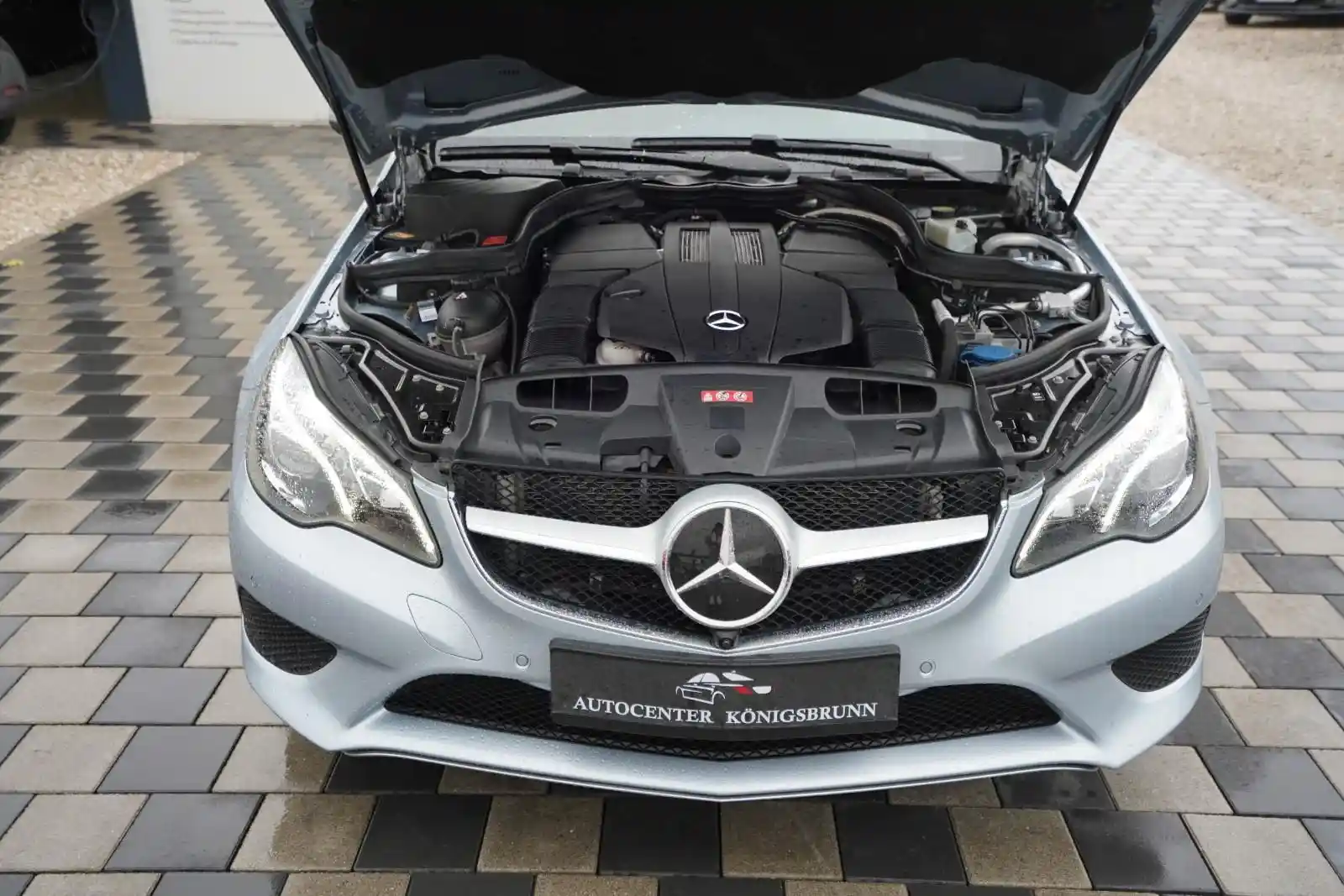 Mercedes-Benz E 400