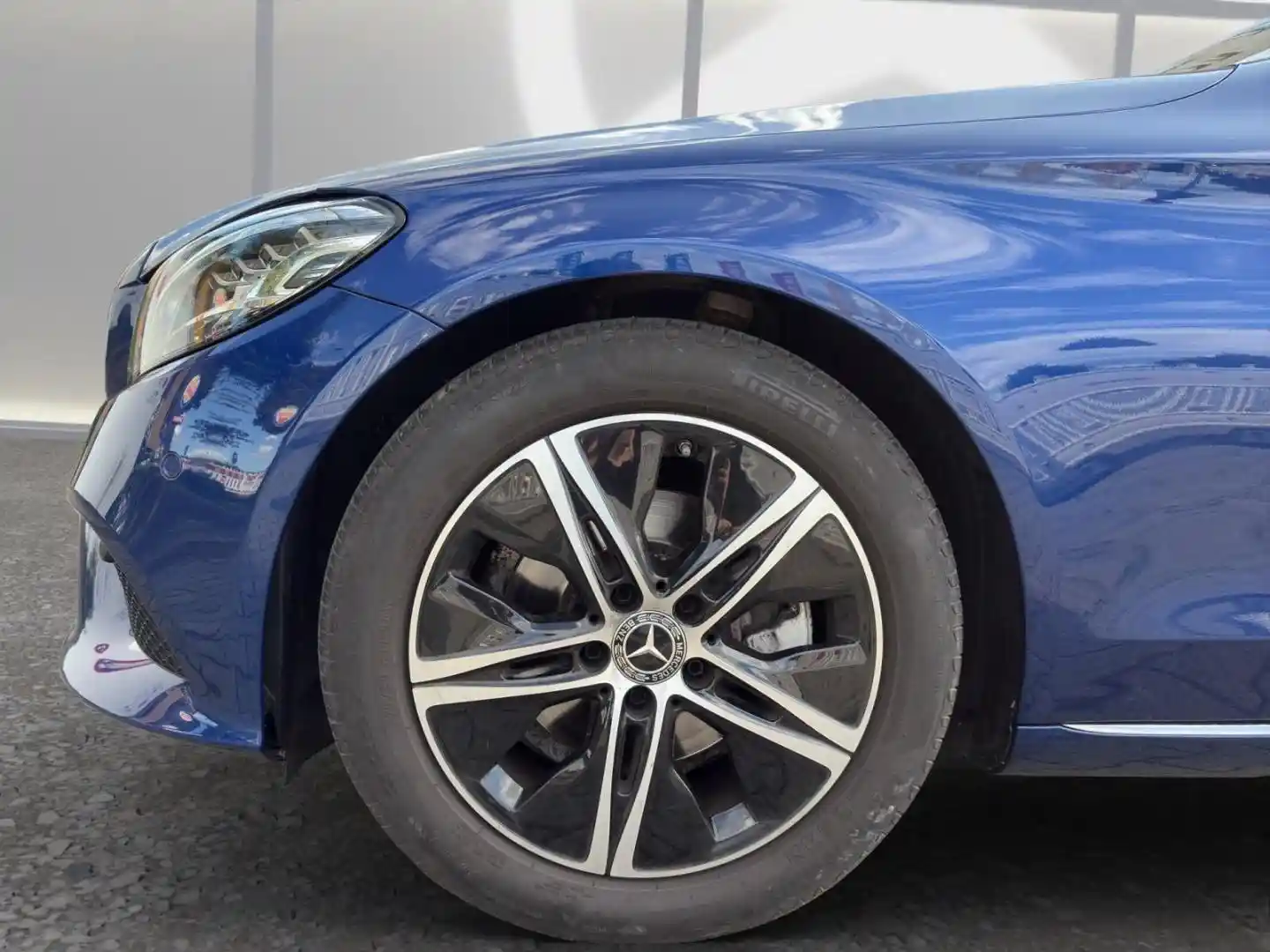 Mercedes-Benz C 220