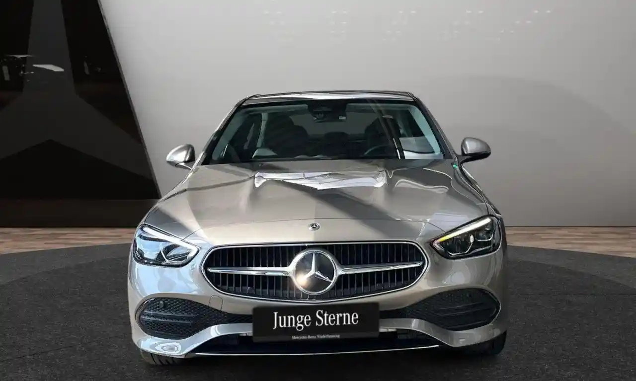 Mercedes-Benz C 180