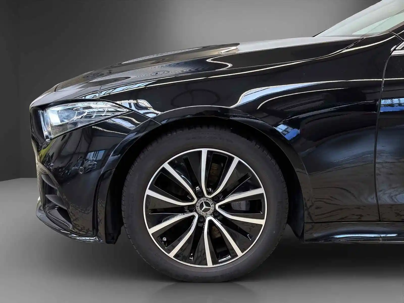 Mercedes-Benz CLS 220