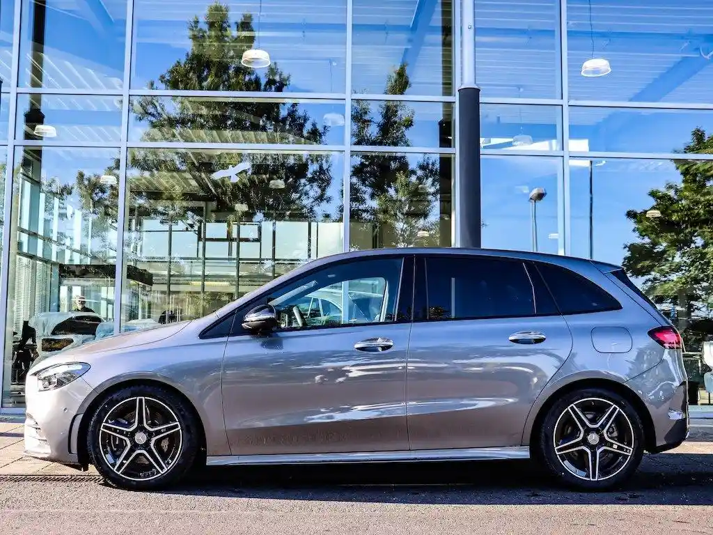 Mercedes-Benz B 250