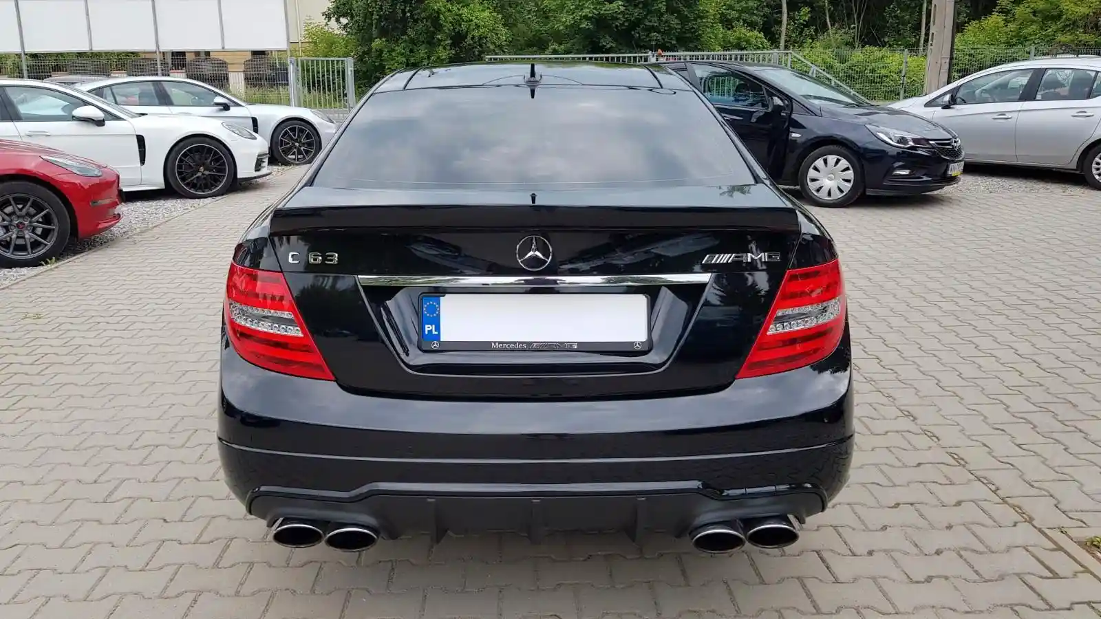 Mercedes-Benz C 63 AMG