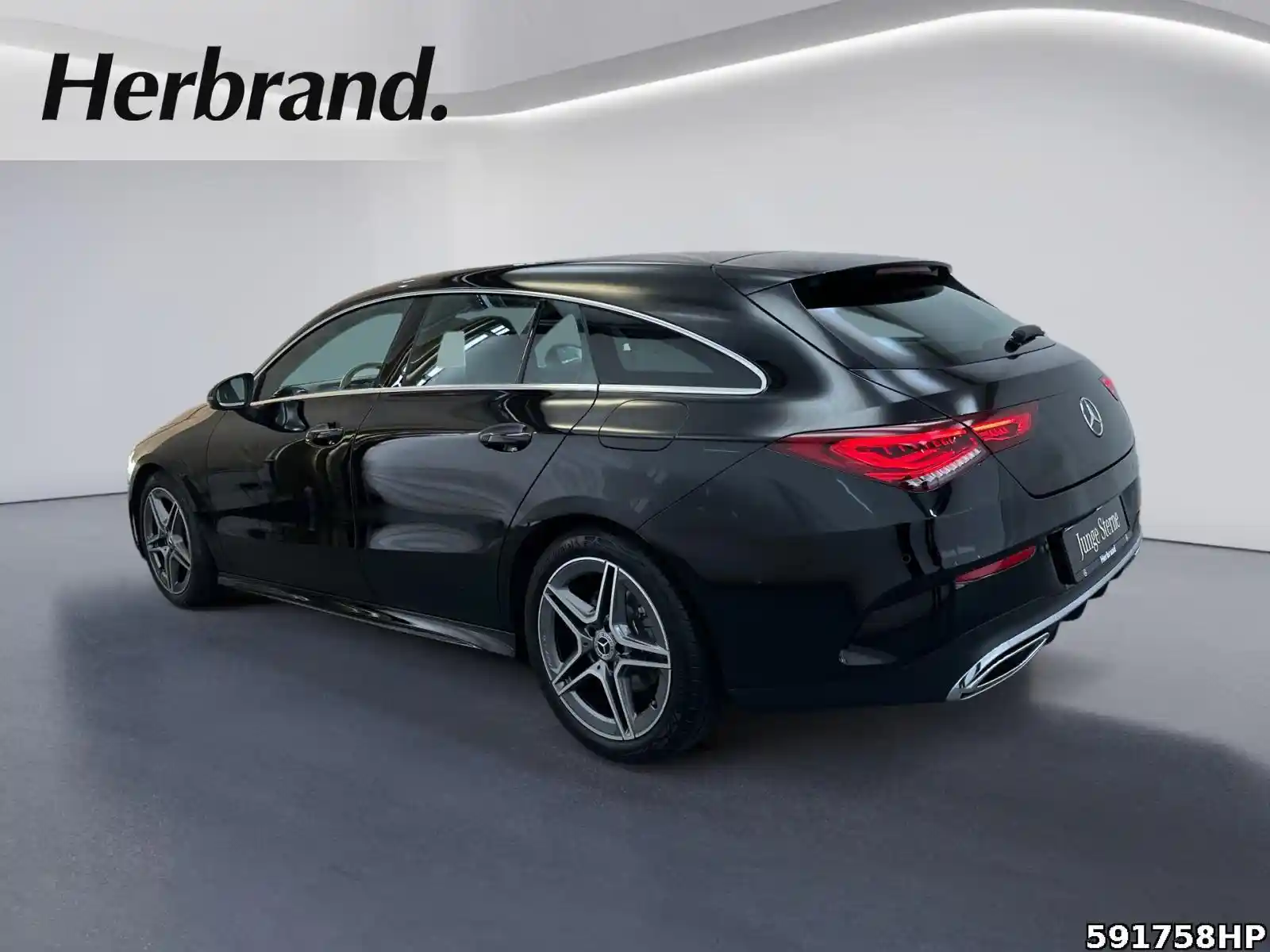Mercedes-Benz CLA 180 Shooting Brake