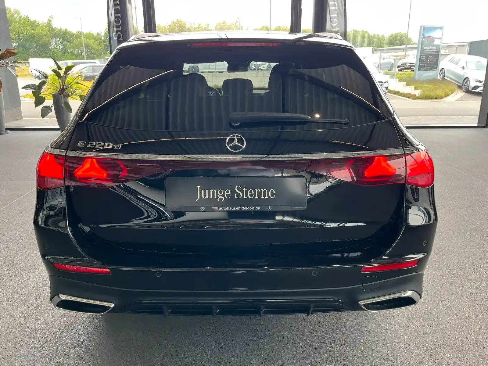 Mercedes-Benz E 220