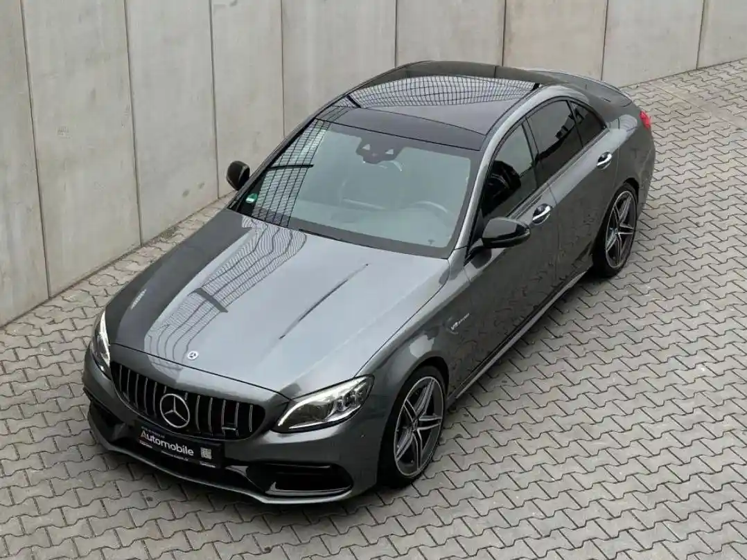 Mercedes-Benz C 63 AMG