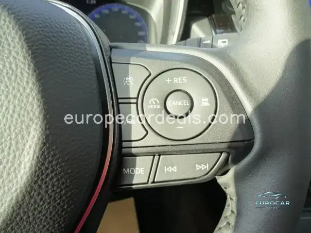 Suzuki Swace