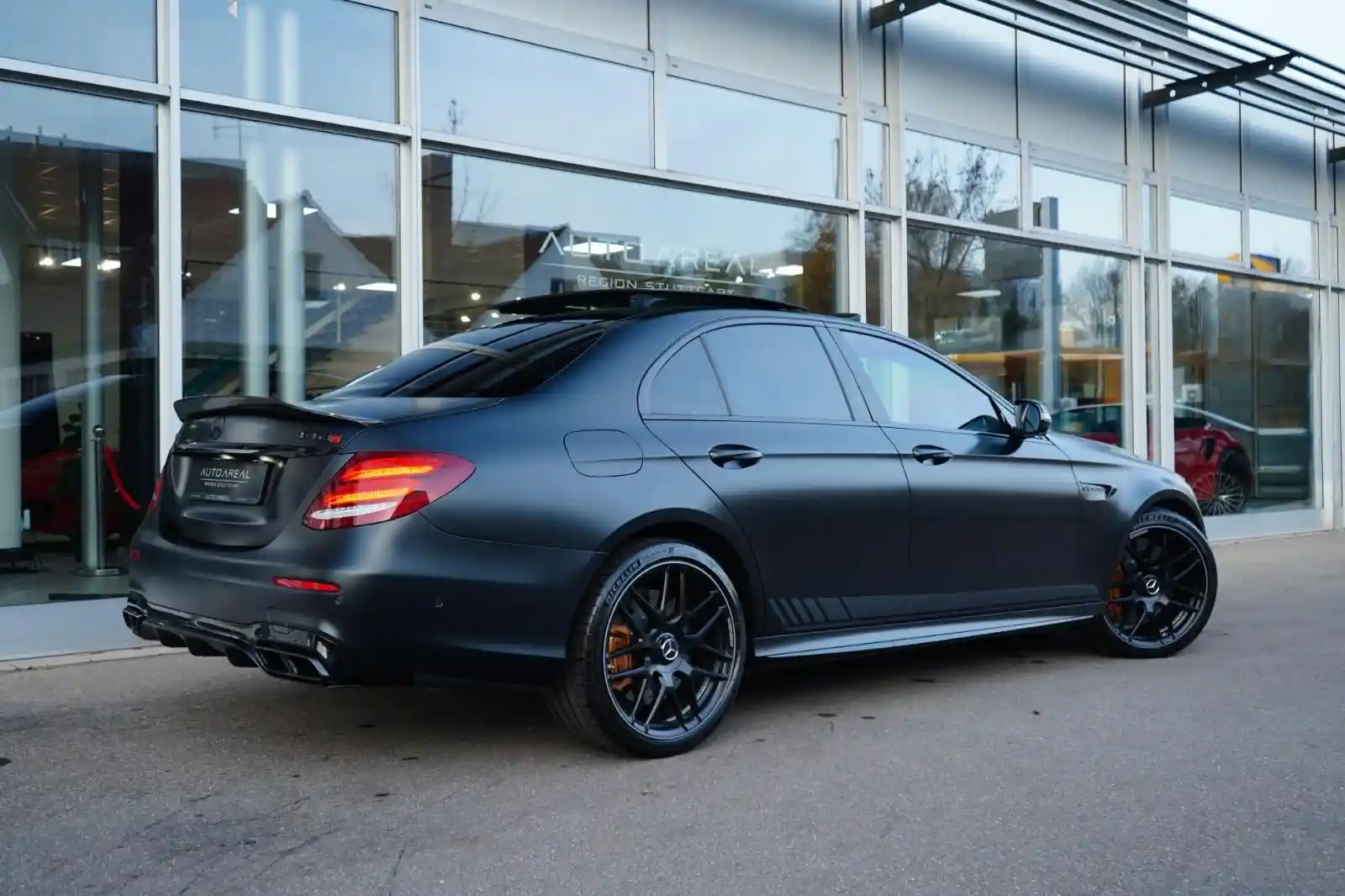 Mercedes-Benz E 63 AMG