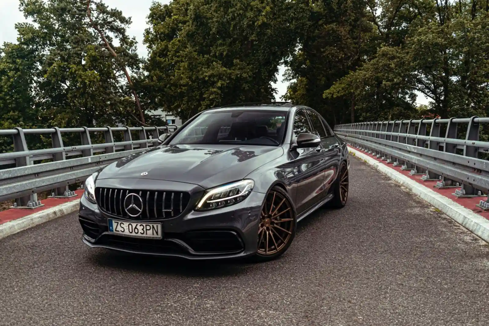 Mercedes-Benz C 63 AMG