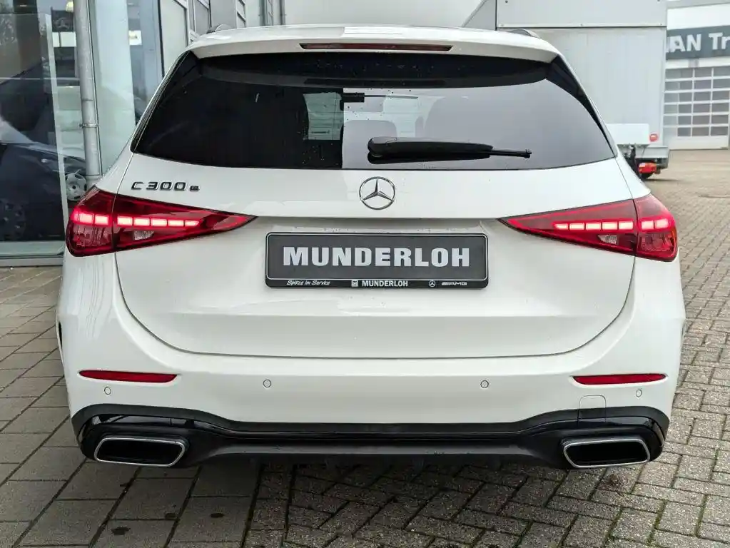 Mercedes-Benz C 300