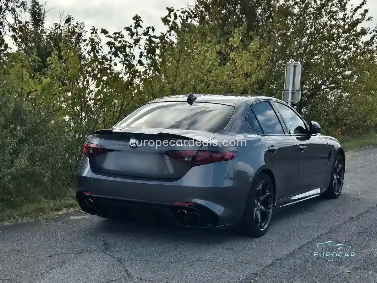 Alfa Romeo Giulia