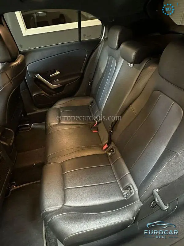 Mercedes-Benz A 220