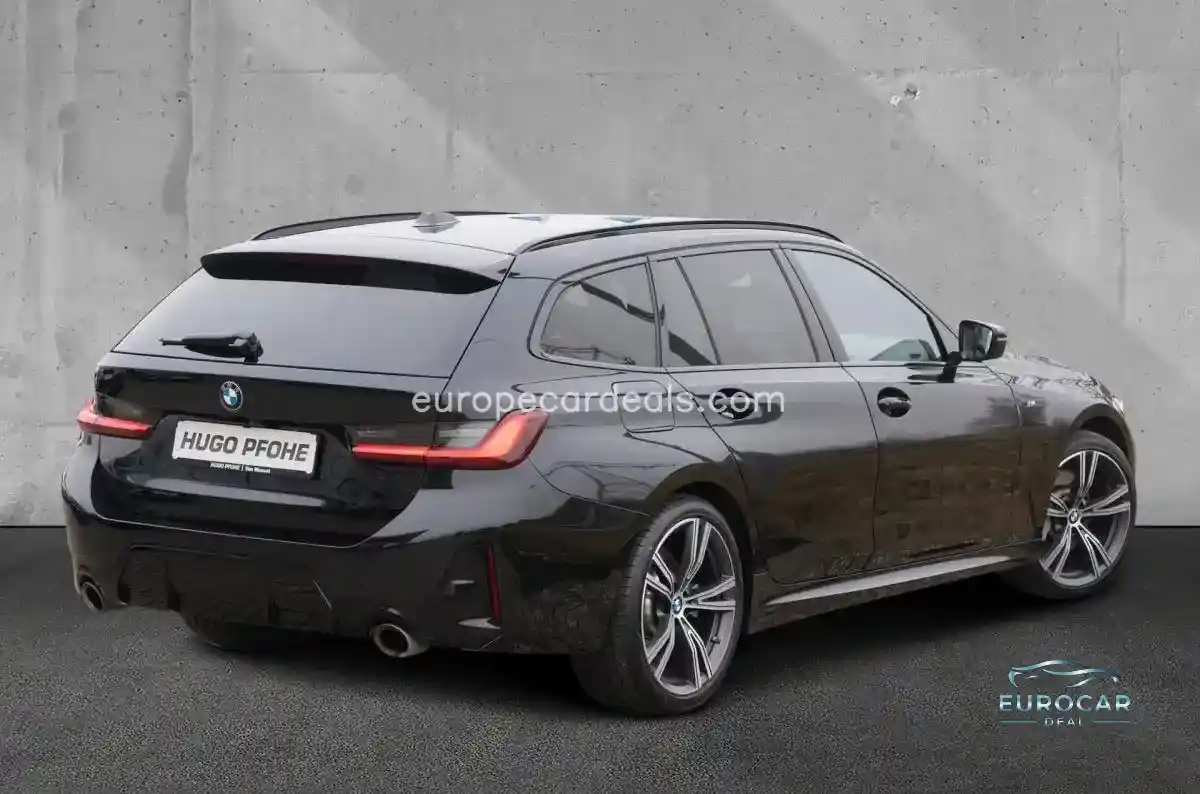 BMW 330