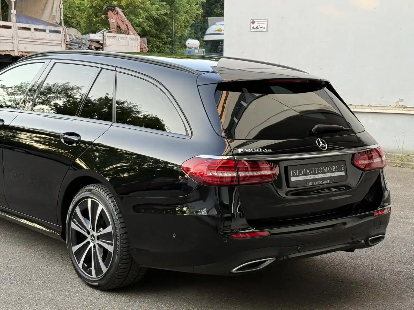 Mercedes-Benz E 300