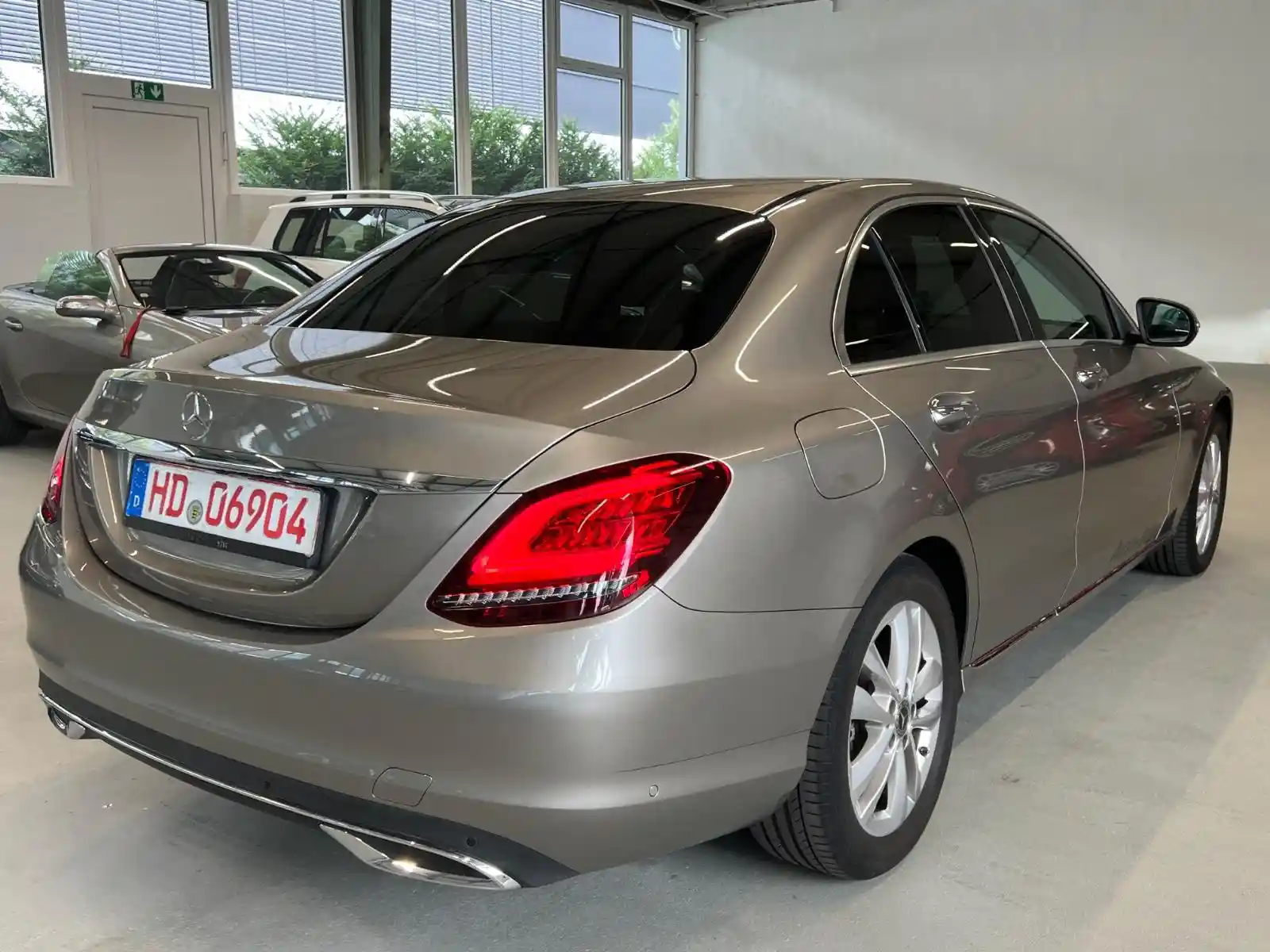 Mercedes-Benz C 200