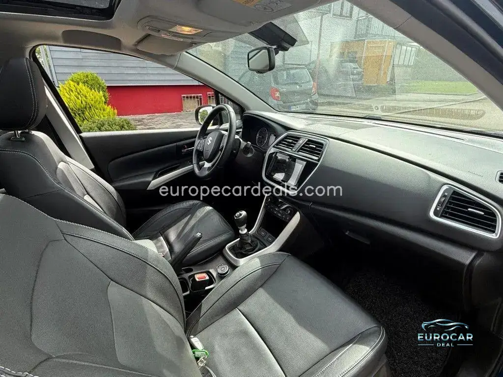 Suzuki (SX4) S-Cross
