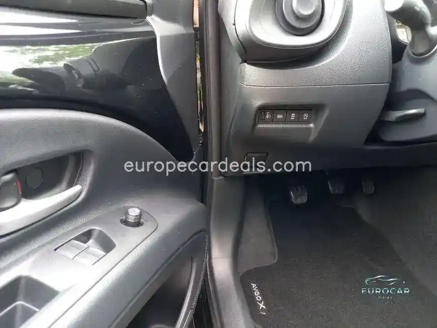Toyota Aygo (X)