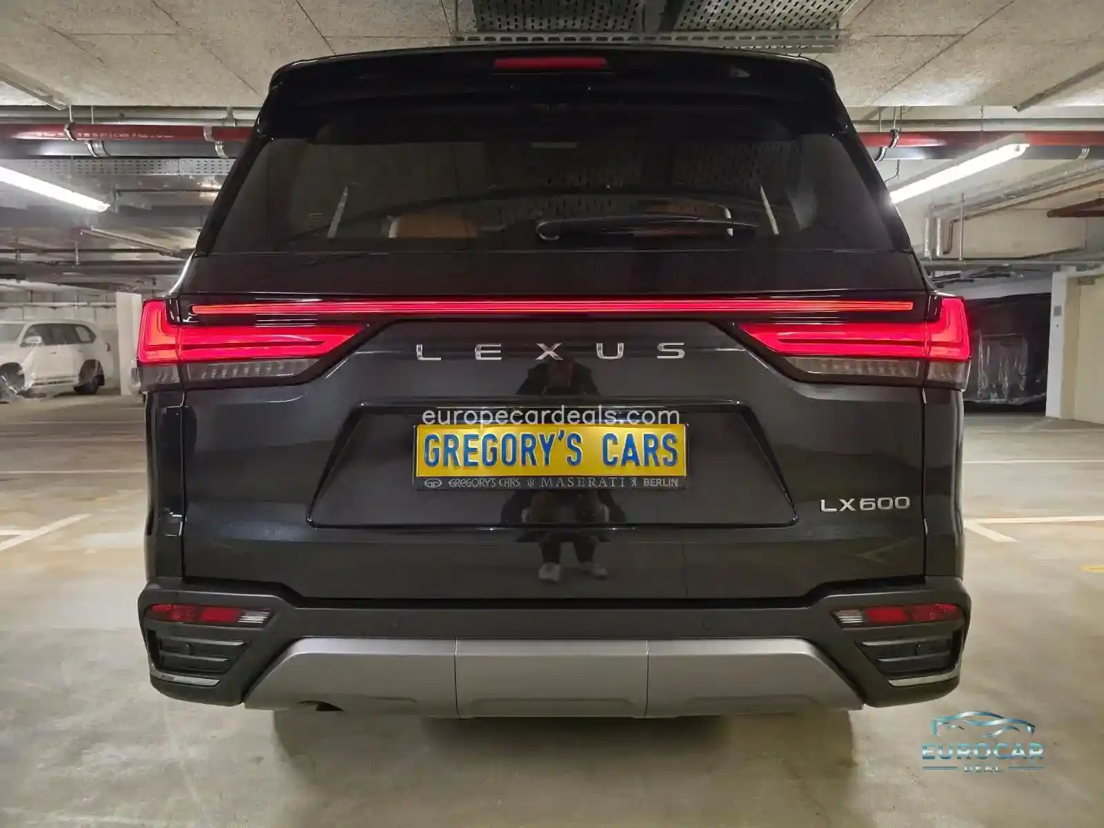 Lexus LX 600