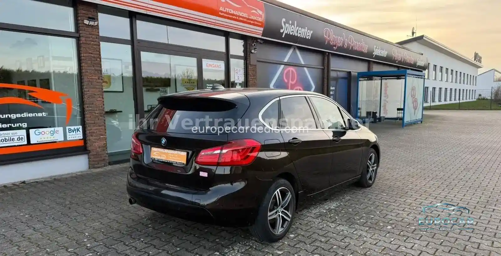 BMW 218