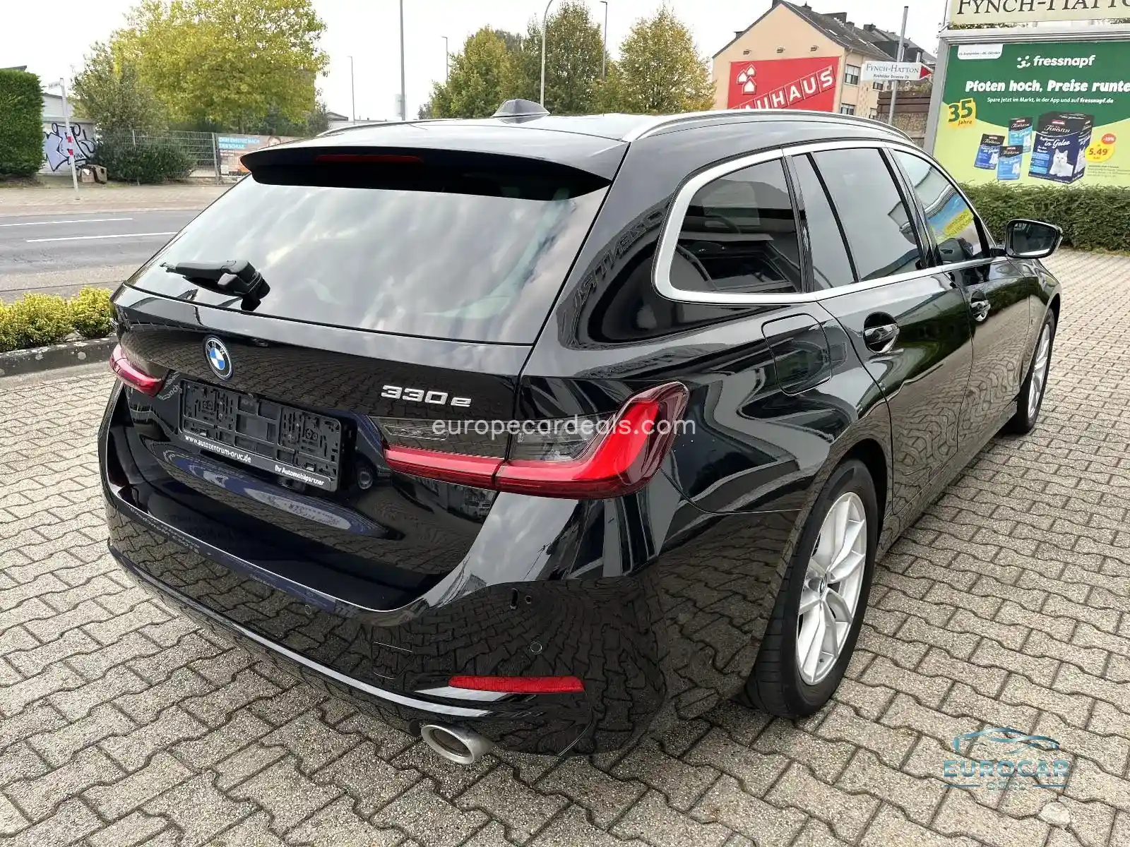 BMW 330