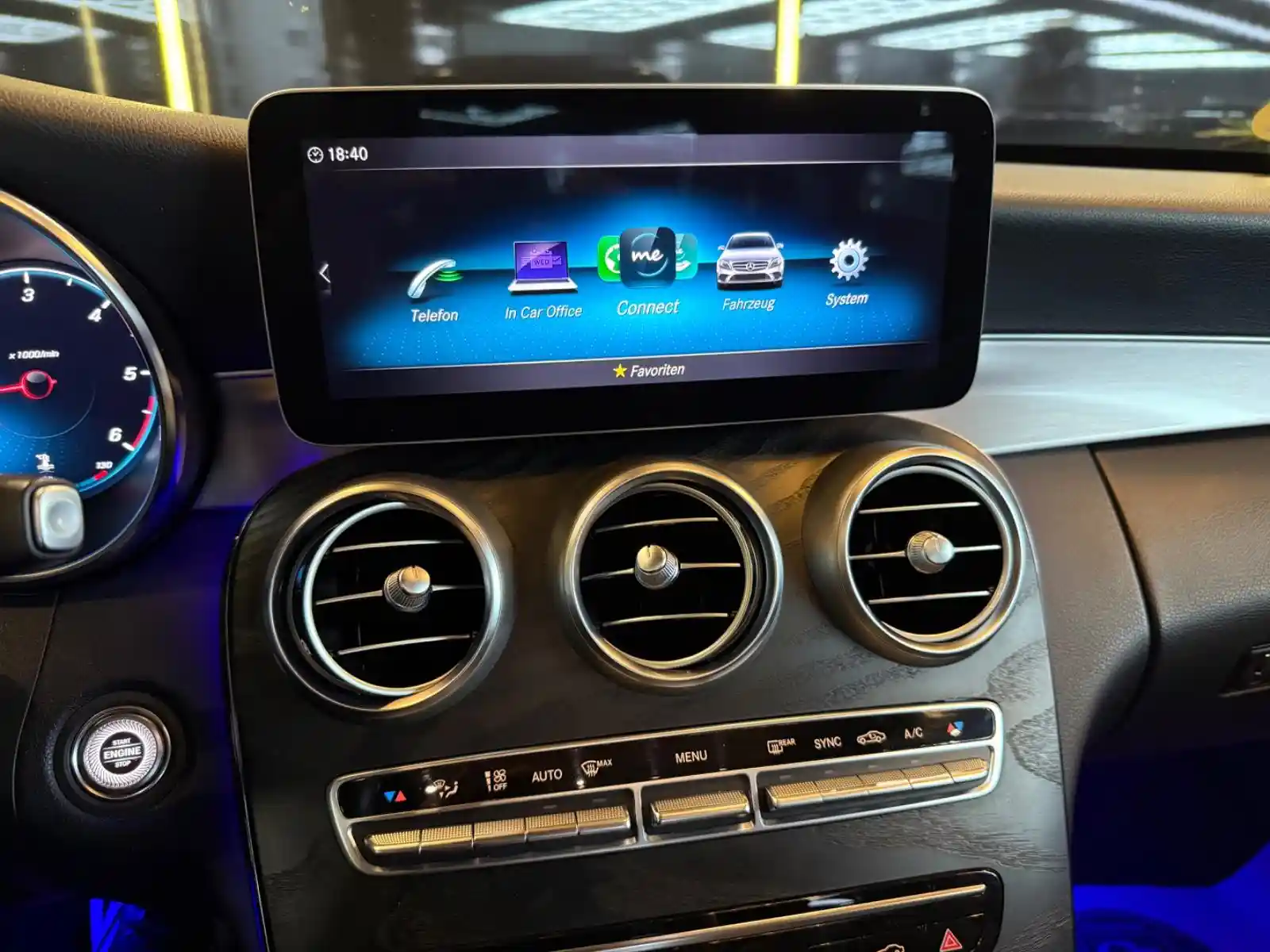 Mercedes-Benz C 220
