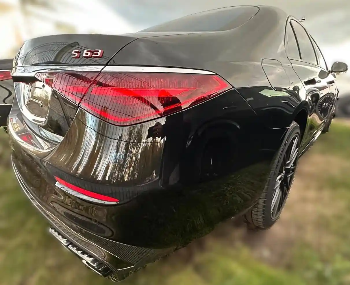 Mercedes-Benz S 63 AMG
