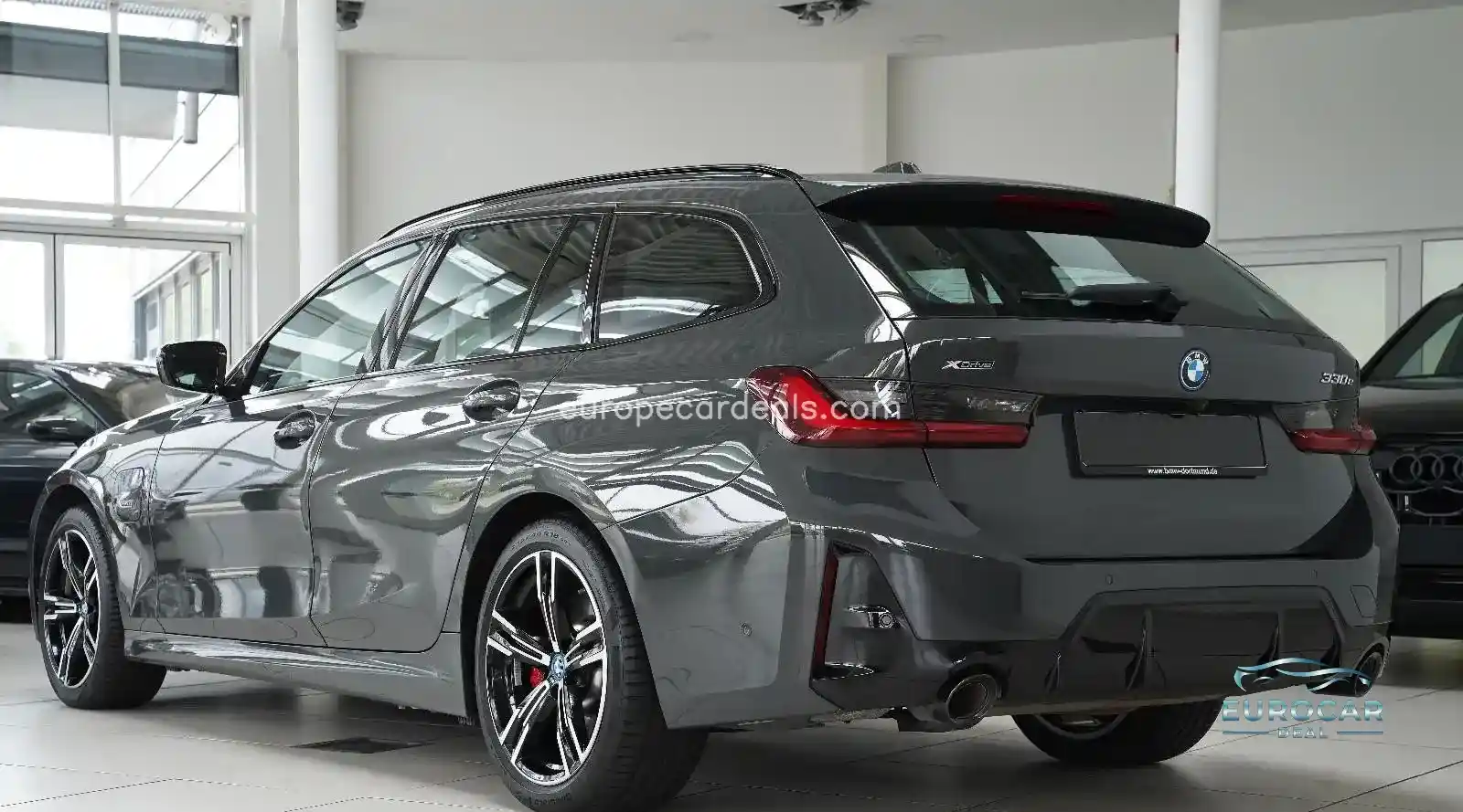 BMW 330