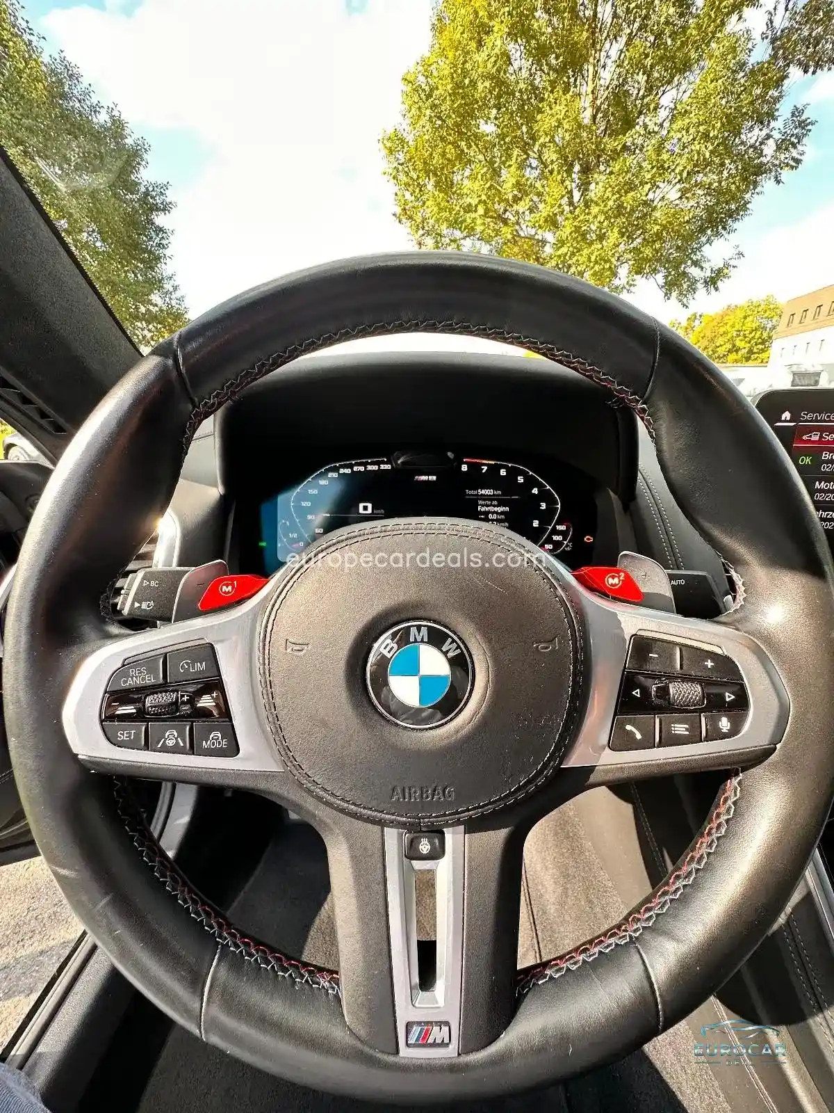 BMW M8
