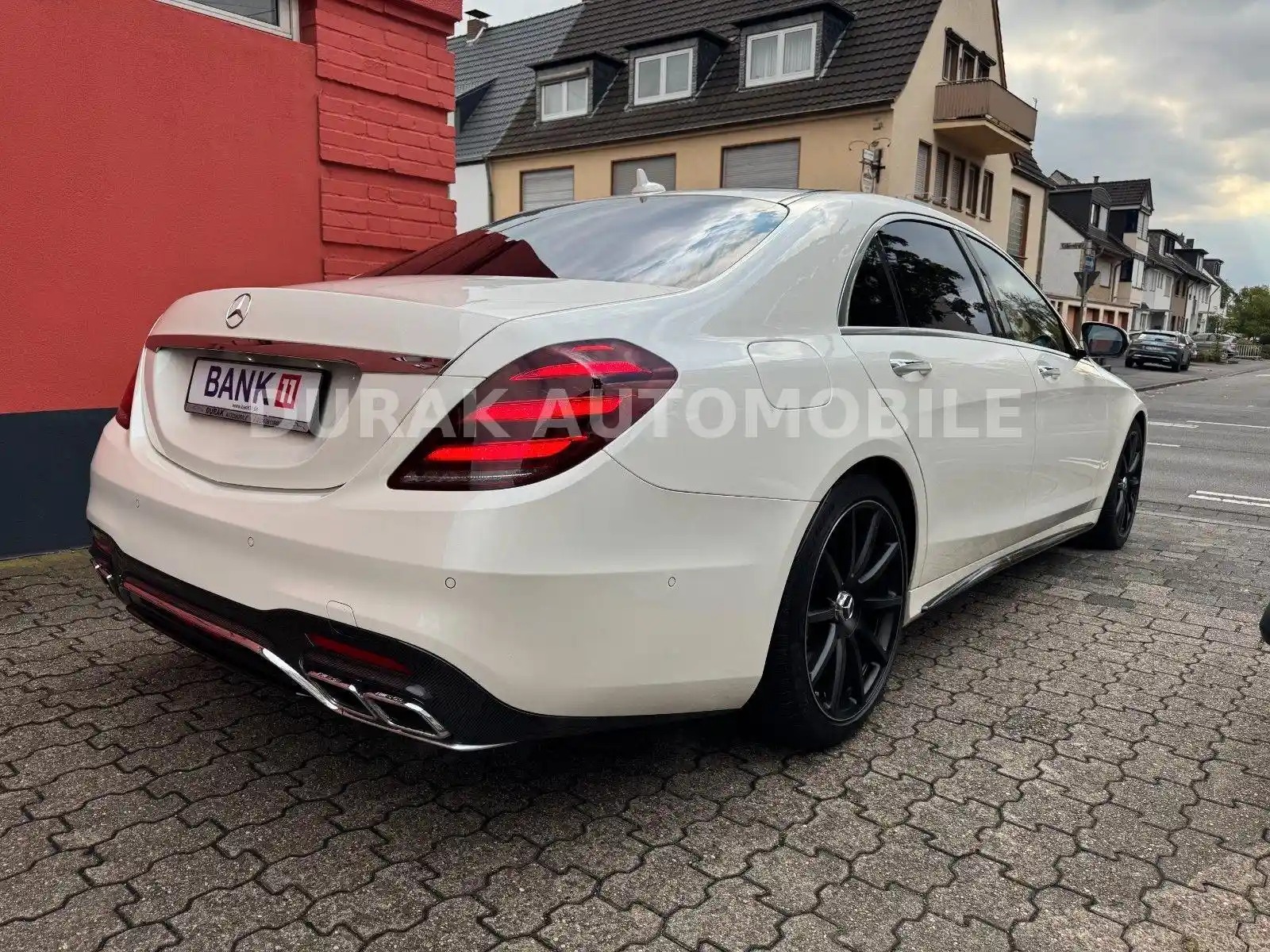 Mercedes-Benz S 63 AMG