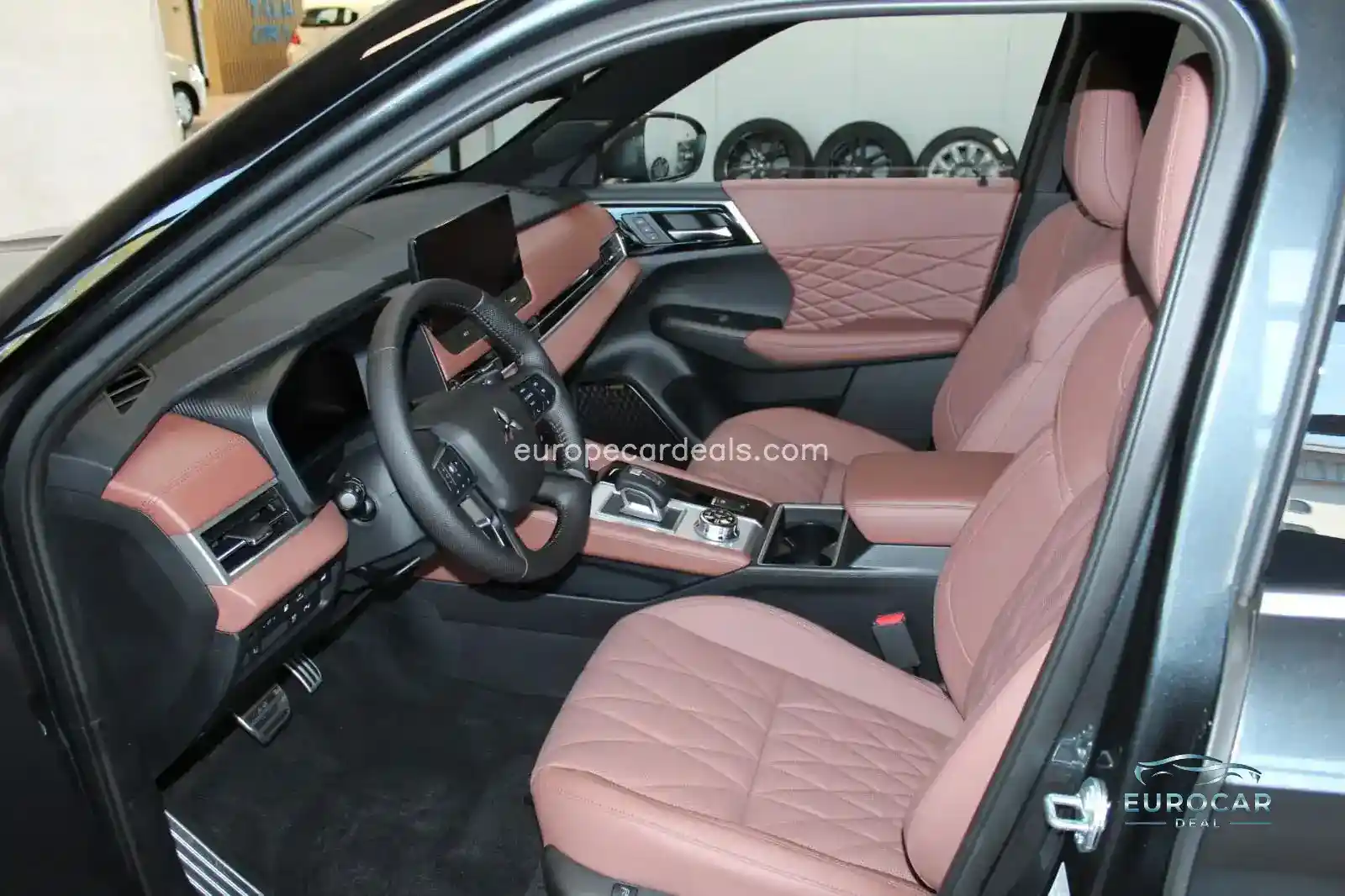Mitsubishi Plug-in Hybrid Outlander