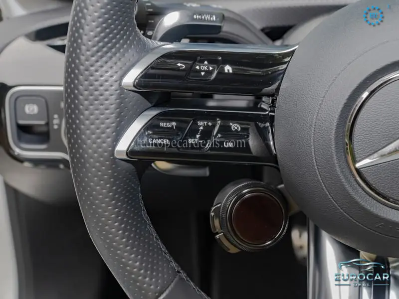 Mercedes-Benz A 35 AMG