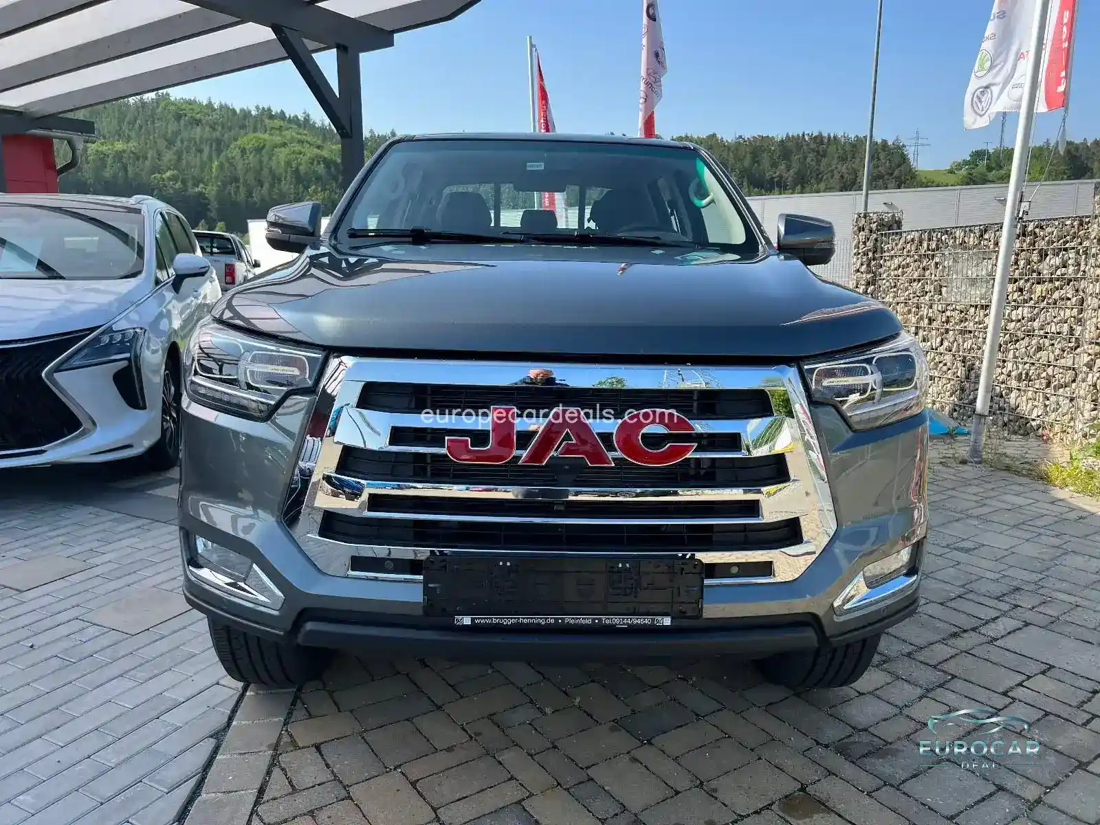 JAC 8 Pro
