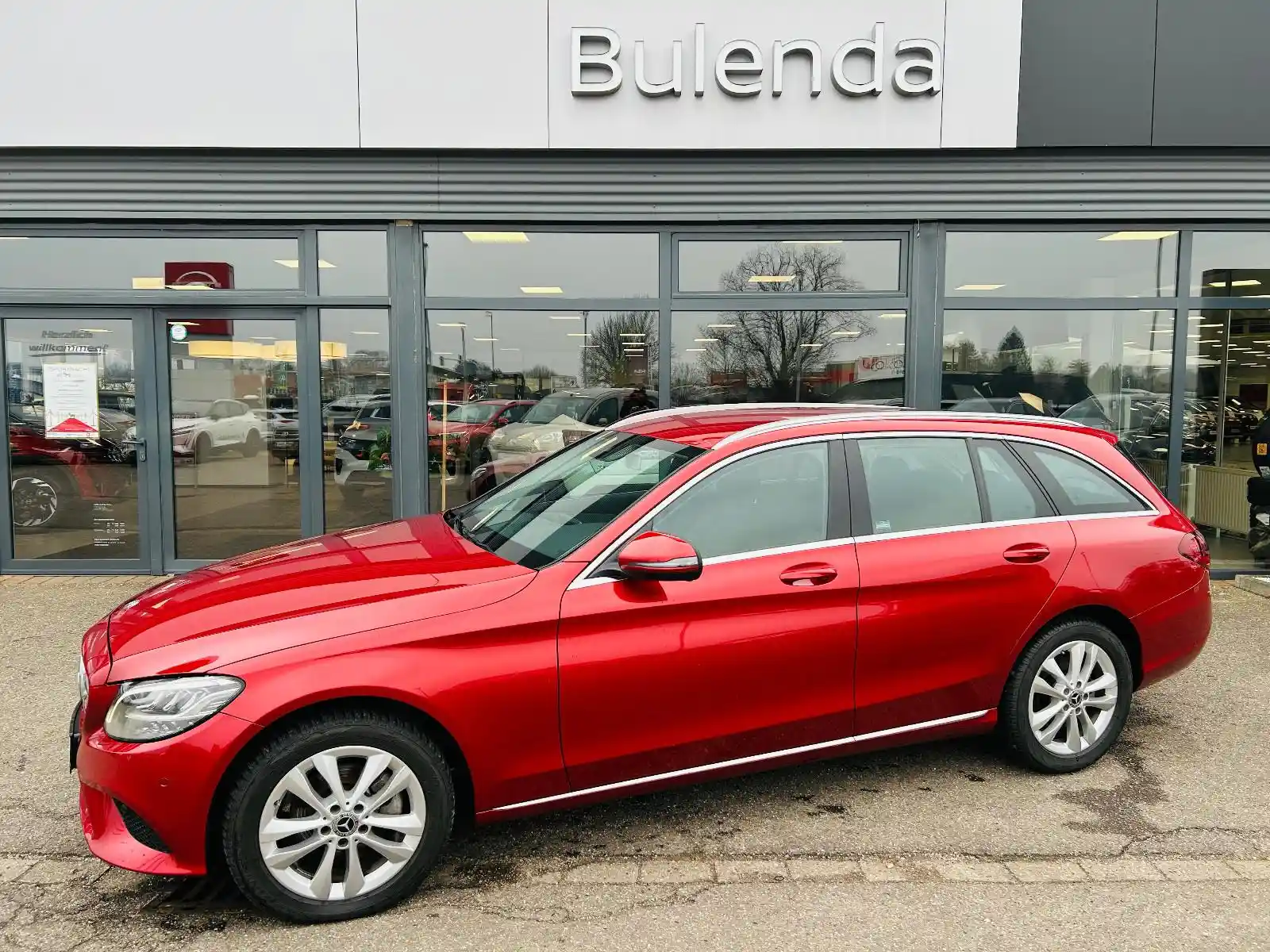 Mercedes-Benz C 180