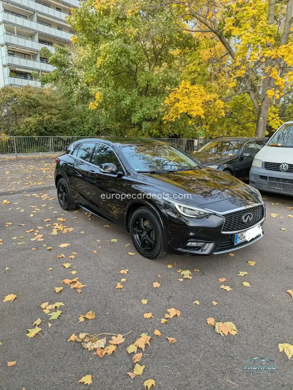 Infiniti Q30