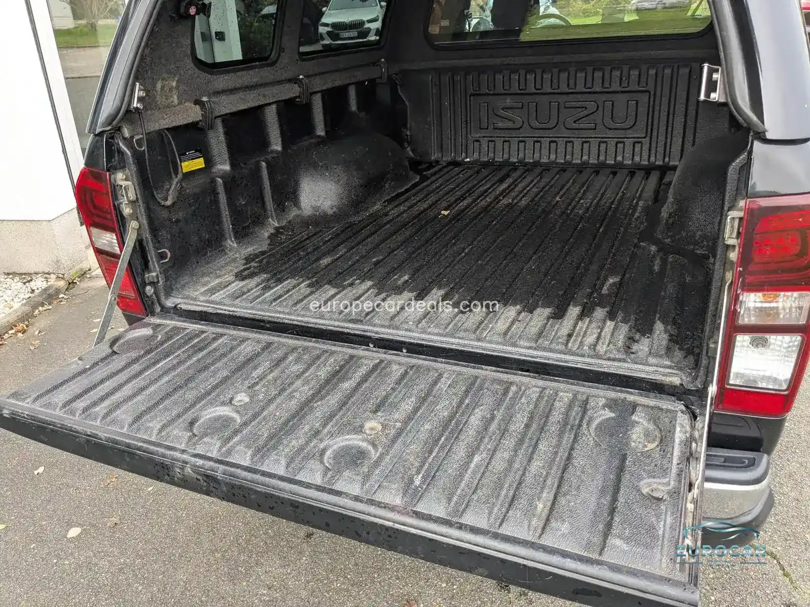 Space Cab 4WD