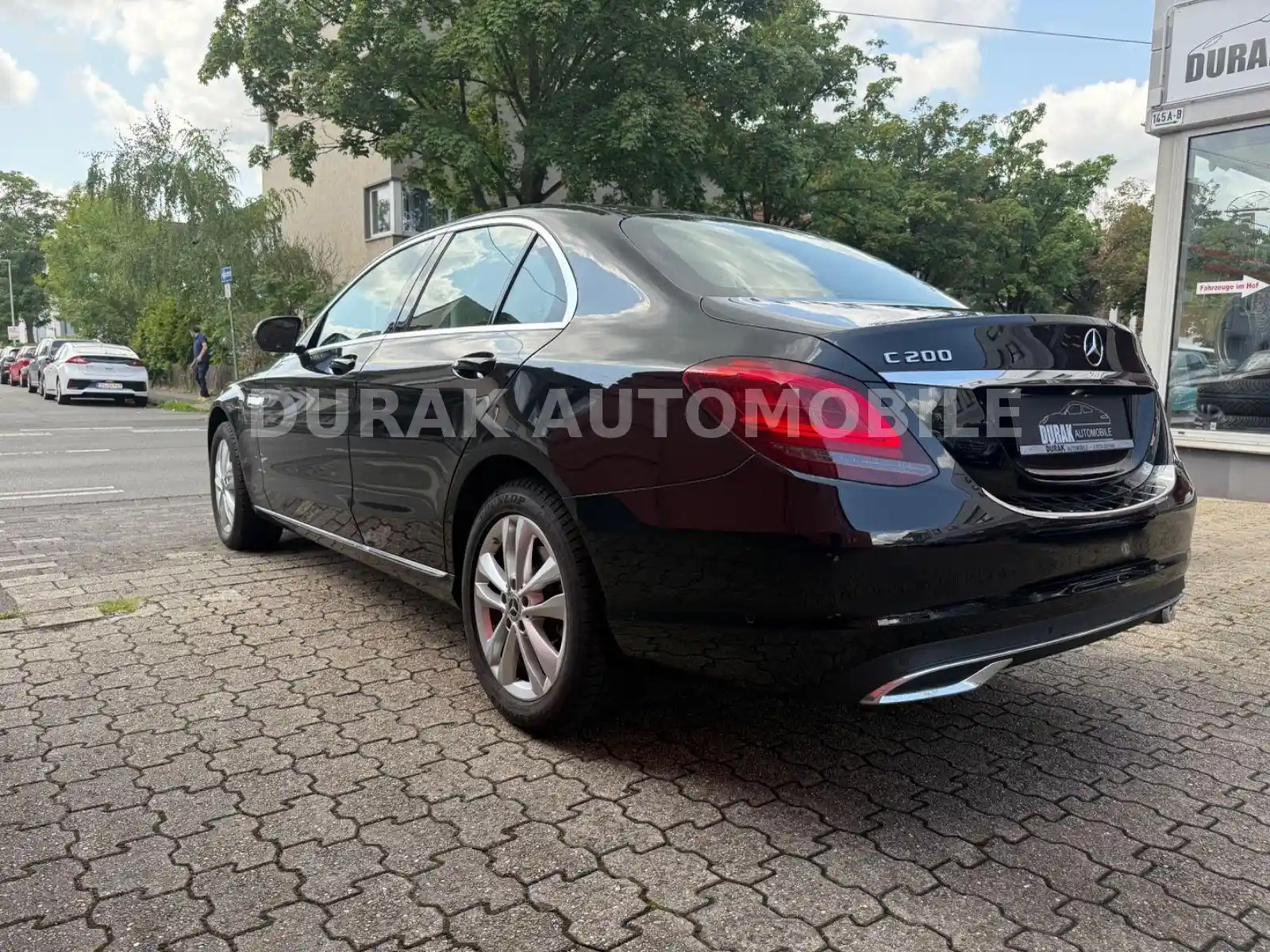 Mercedes-Benz C 200