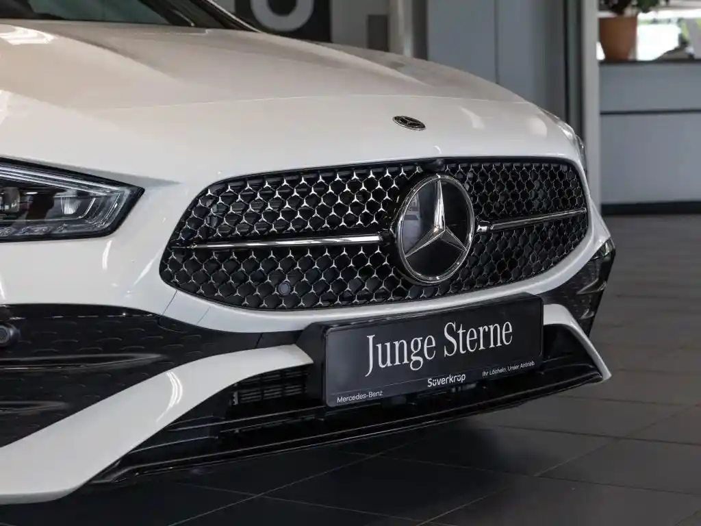 Mercedes-Benz CLA 200 Shooting Brake