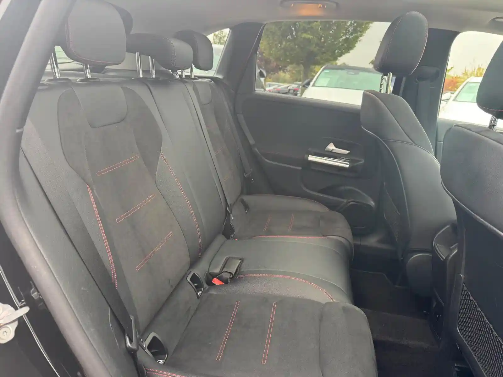 Mercedes-Benz B 250