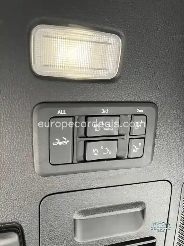 Lexus LX 600