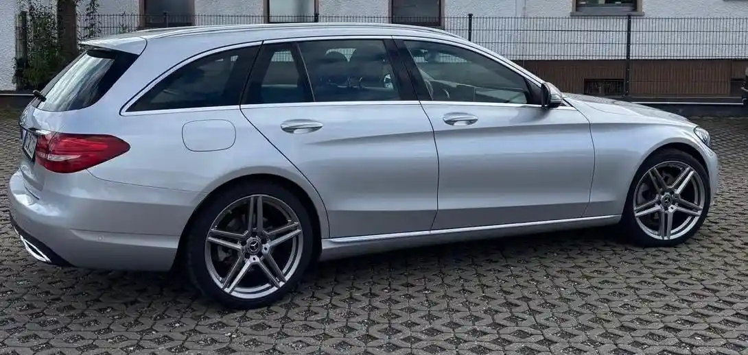 Mercedes-Benz C 180