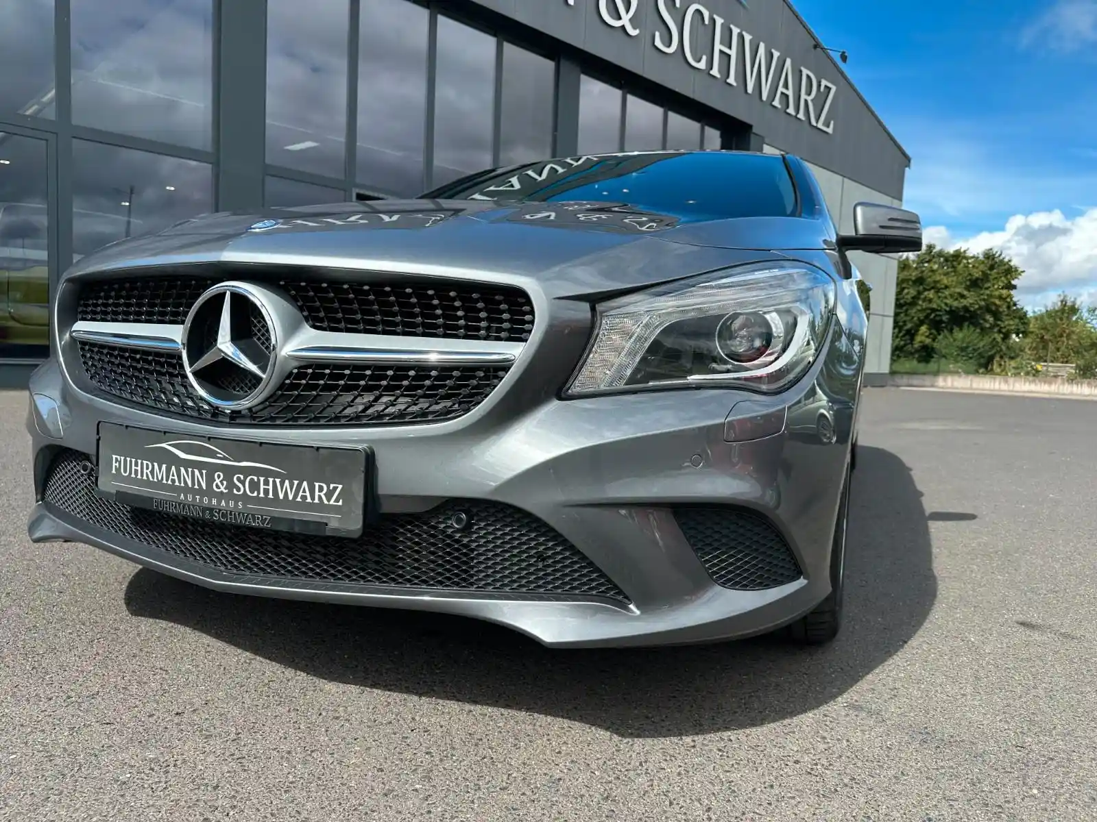 Mercedes-Benz CLA 180