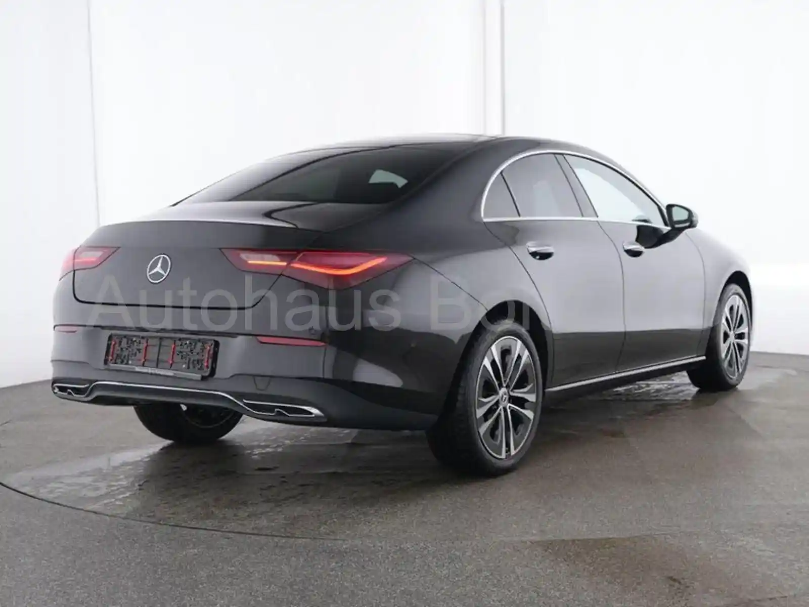 Mercedes-Benz CLA 180
