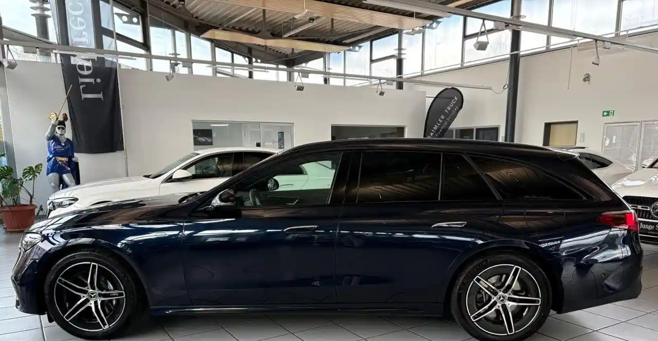 Mercedes-Benz E 300