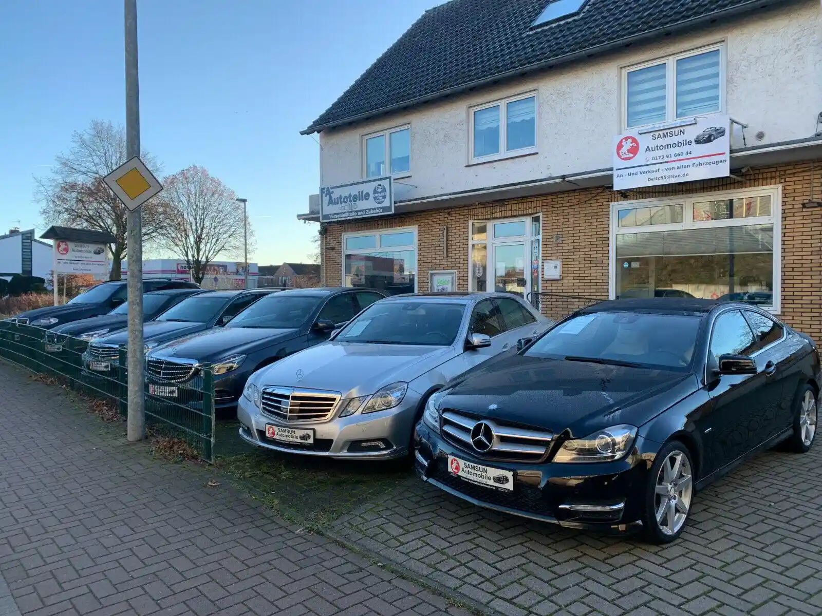 Mercedes-Benz B 200
