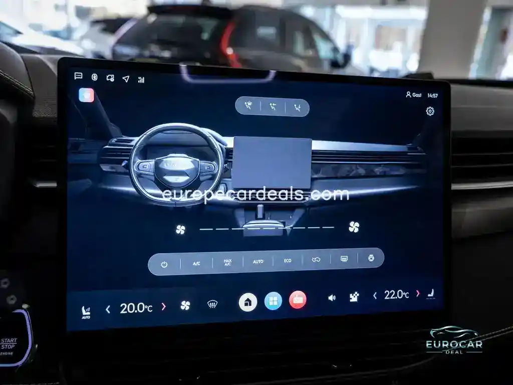 Lynk&Co 01