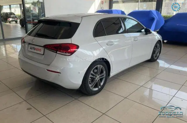 Mercedes-Benz A 200