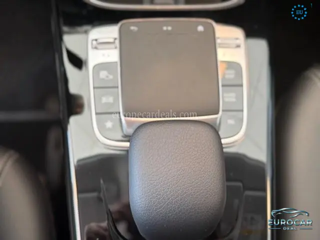 Mercedes-Benz A 220